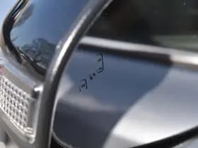 Toyota C-HR thumbnail 4