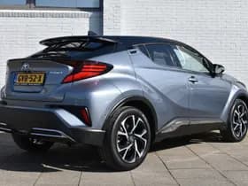 Toyota C-HR thumbnail 5