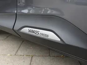 Toyota Yaris Cross thumbnail 2