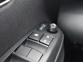 Toyota Yaris Cross thumbnail 9