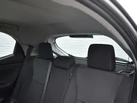Toyota Yaris thumbnail 16