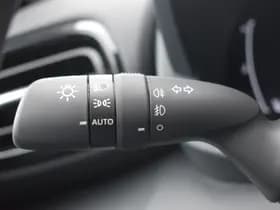 Toyota Yaris thumbnail 10