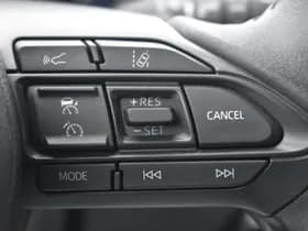 Toyota Yaris thumbnail 11