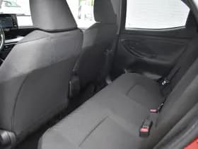 Toyota Yaris thumbnail 18