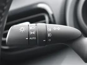 Toyota Yaris thumbnail 9