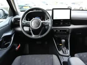Toyota Yaris 1.5 Hybrid 115 Dynamic Automaat 116pk thumbnail 2