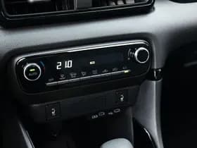 Toyota Yaris 1.5 Hybrid 115 Dynamic Automaat 116pk thumbnail 16