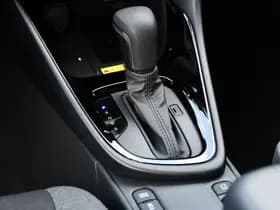 Toyota Yaris 1.5 Hybrid 115 Dynamic Automaat 116pk thumbnail 4