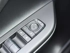 Toyota C-HR 1.8 Hybrid 140 Dynamic Automaat 140pk thumbnail 9