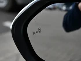 Toyota Corolla Touring Sports Hybrid 140 Dynamic + Automaat 140Pk thumbnail 12