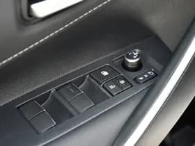 Toyota Corolla Touring Sports Hybrid 140 Dynamic + Automaat 140Pk thumbnail 19