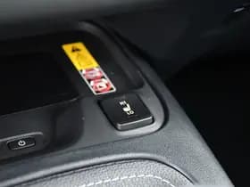 Toyota Corolla Touring Sports Hybrid 140 Dynamic + Automaat 140Pk thumbnail 23