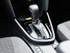 Toyota Yaris Cross 1.5 Hybrid 115 Dynamic Limited Automaat 116pk thumbnail 4