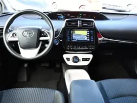 Toyota Prius 1.8 Aspiration Automaat 122pk thumbnail 2