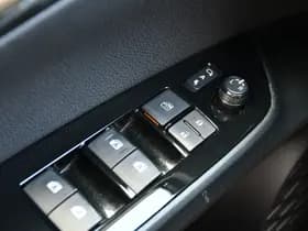 Toyota Prius 1.8 Aspiration Automaat 122pk thumbnail 13