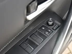 Toyota Corolla 2.0 Hybrid Dynamic Automaat 180pk thumbnail 19