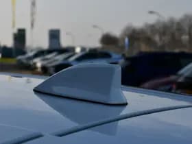 Toyota C-HR 1.8 Hybrid Style Luxury thumbnail 21