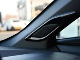 Toyota C-HR 1.8 Hybrid Style Luxury thumbnail 22