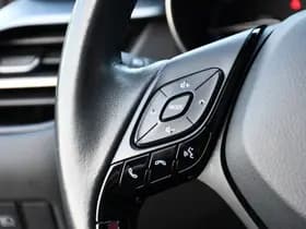 Toyota C-HR 1.8 Hybrid Style Luxury thumbnail 25