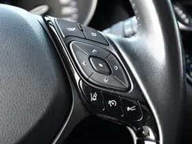 Toyota C-HR 1.8 Hybrid Style Luxury thumbnail 27