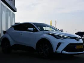 Toyota C-HR 1.8 Hybrid Style Luxury thumbnail 9