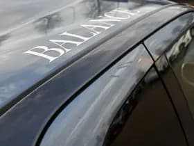 Toyota Aygo X 1.0 VVT-i S-CVT Undercover Jun Takahashi Limited Automaat 72pk thumbnail 19