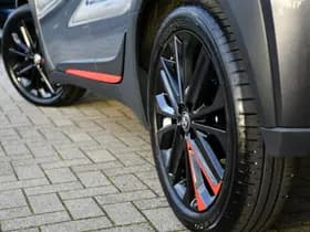 Toyota Aygo X 1.0 VVT-i S-CVT Undercover Jun Takahashi Limited Automaat 72pk thumbnail 23