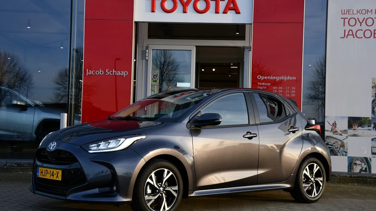 Toyota Yaris 1.5 Hybrid 115 Dynamic Automaat 116pk — foto 1