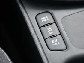 Toyota Yaris 1.5 Hybrid 115 Dynamic Automaat 116pk thumbnail 12