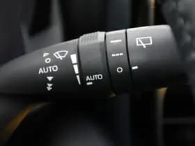 Toyota Yaris 1.5 Hybrid 115 Dynamic Automaat 116pk thumbnail 17