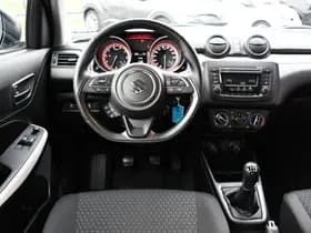 Suzuki Swift 1.2 Comfort Smart Hybrid 83pk thumbnail 2