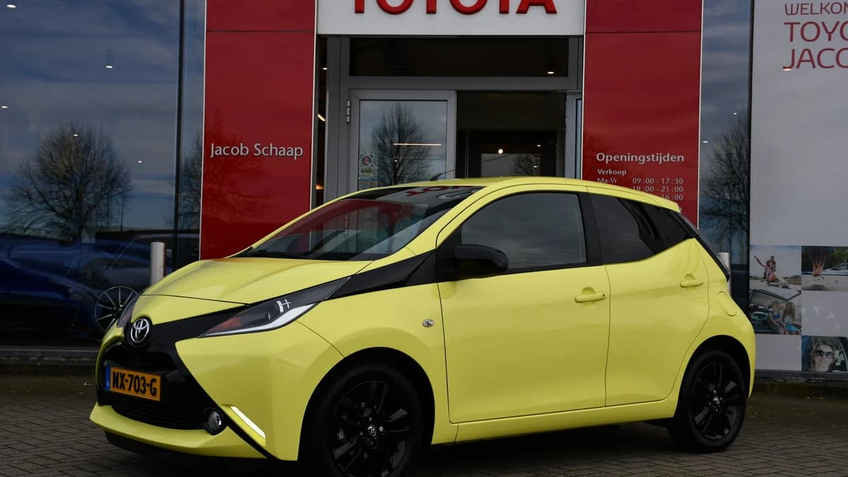 Toyota Aygo 1.0 VVT-i x-cite 5-deurs 69pk — foto 1