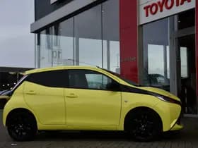 Toyota Aygo 1.0 VVT-i x-cite 5-deurs 69pk thumbnail 3
