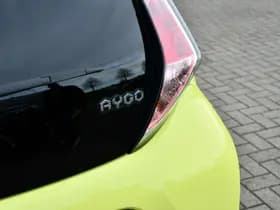 Toyota Aygo 1.0 VVT-i x-cite 5-deurs 69pk thumbnail 24