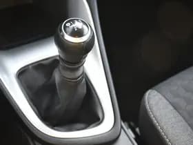 Toyota Yaris 1.5 VVT-i Active 5-deurs 126pk thumbnail 2