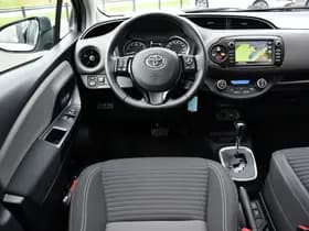 Toyota Yaris 1.5 VVT-i Active Automaat 112pk thumbnail 2