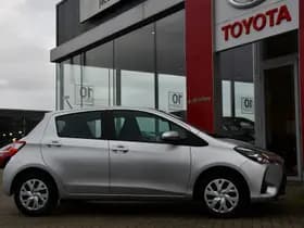 Toyota Yaris 1.5 VVT-i Active Automaat 112pk thumbnail 3