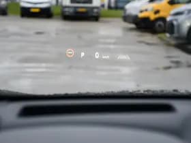 Toyota C-HR 2.0 Plug-in Hybrid 220 Black Edition Automaat 223pk thumbnail 15