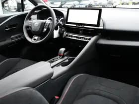 Toyota C-HR 2.0 Plug-in Hybrid 220 Black Edition Automaat 223pk thumbnail 4