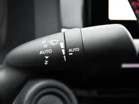 Toyota C-HR 2.0 Plug-in Hybrid 220 Black Edition Automaat 223pk thumbnail 36