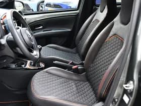 Toyota Aygo X 1.0 VVT-i MT Limited 72pk thumbnail 3