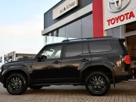 Toyota Land Cruiser 2.8 D-4D Standard Roof Window Van First Edition Limited Automaat 206pk thumbnail 5