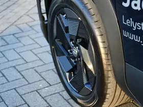 Toyota Urban Cruiser Dynamic 61 kWh Automaat 175pk thumbnail 15