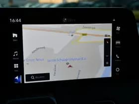 Toyota Urban Cruiser Dynamic 61 kWh Automaat 175pk thumbnail 4