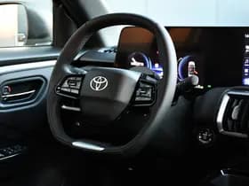 Toyota Urban Cruiser Dynamic 61 kWh Automaat 175pk thumbnail 31