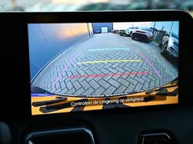 Toyota Urban Cruiser Dynamic 61 kWh Automaat 175pk thumbnail 6