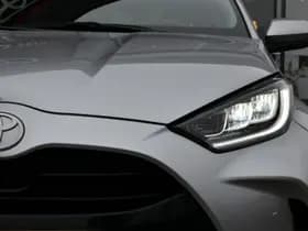 Toyota Yaris 1.5 Hybrid 115 Dynamic Limited 116pk Automaat thumbnail 13