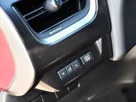 Lexus UX 250h Preference Line Automaat 184pk thumbnail 20