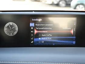 Lexus UX 250h Preference Line Automaat 184pk thumbnail 7