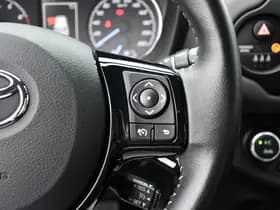 Toyota Yaris 1.5 VVT-i Aspiration Handgeschakeld 111pk thumbnail 18